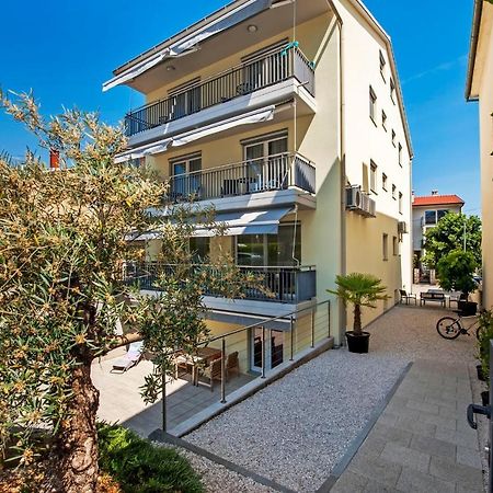 Apartments Anamar Rovinj Eksteriør billede