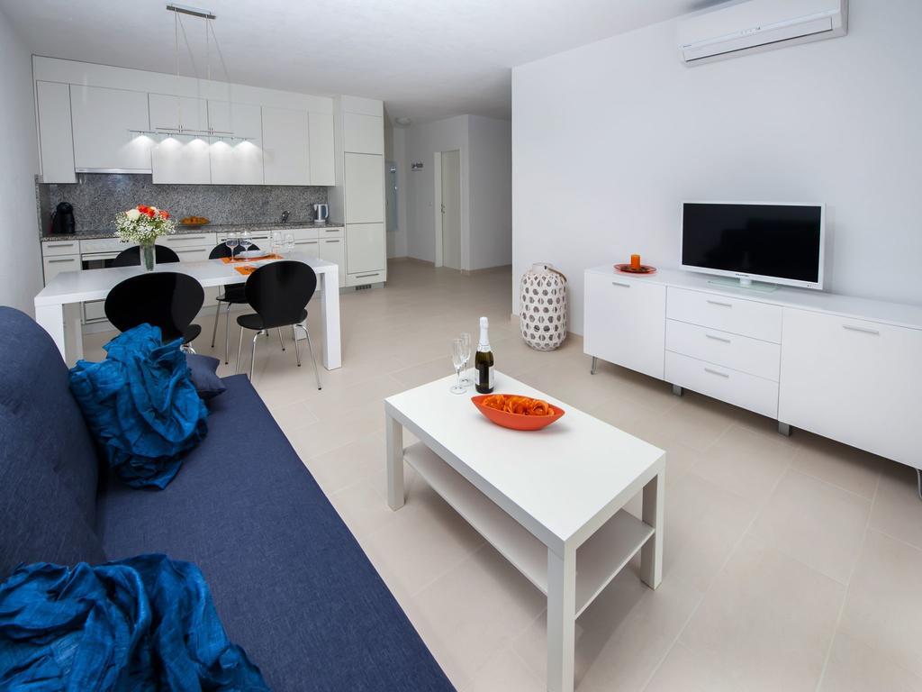 Apartments Anamar Rovinj Eksteriør billede