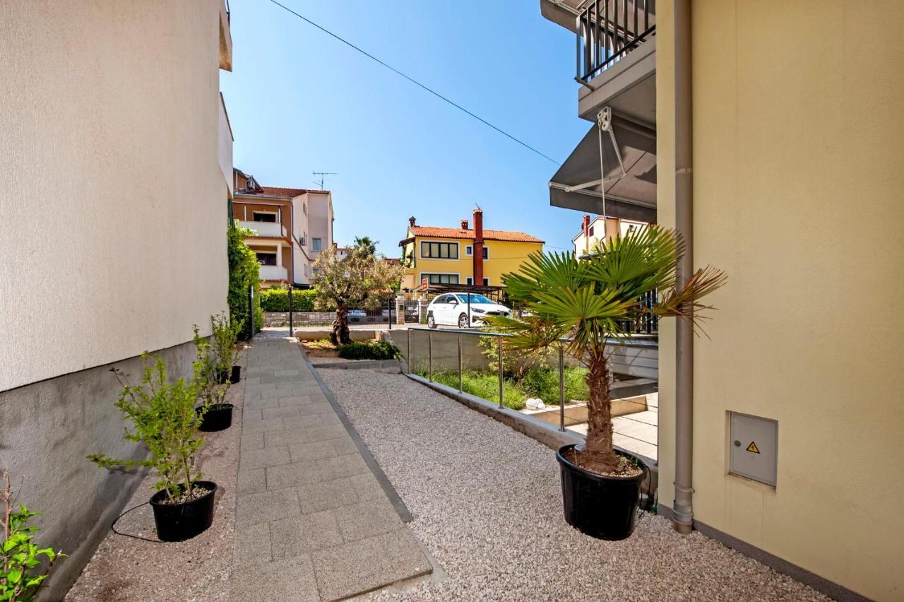Apartments Anamar Rovinj Eksteriør billede